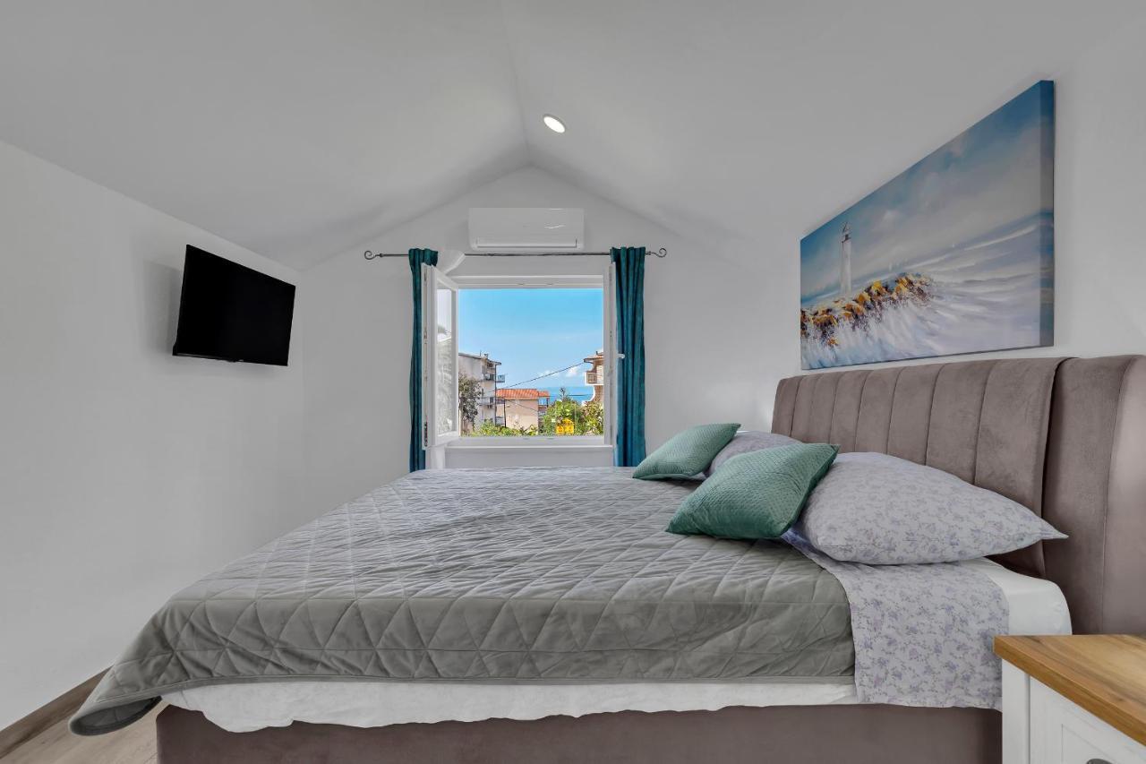 Apartamento Kuca Za Odmor Lemon Tree Makarska Exterior foto