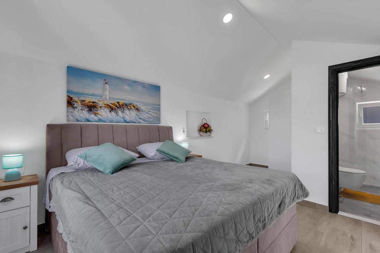 Apartamento Kuca Za Odmor Lemon Tree Makarska Exterior foto