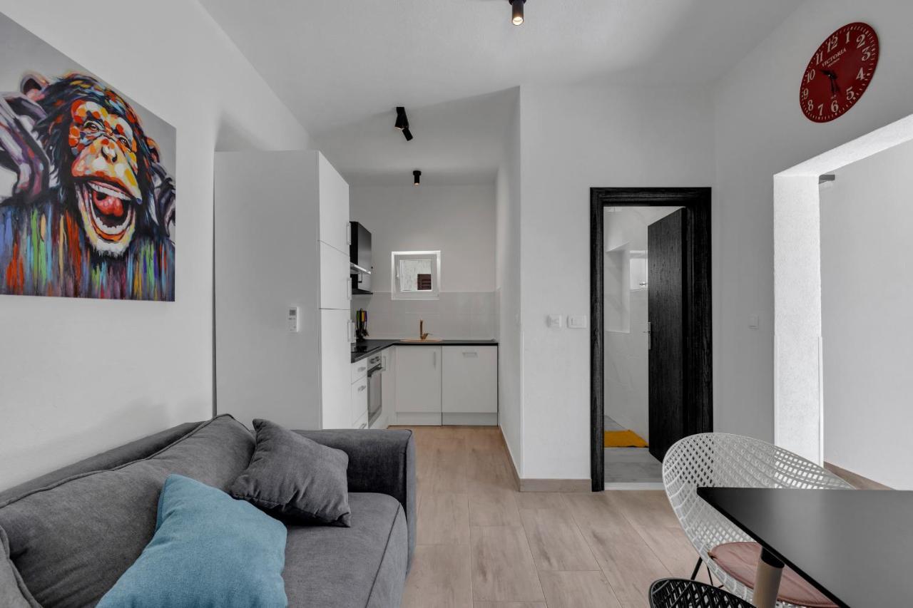 Apartamento Kuca Za Odmor Lemon Tree Makarska Exterior foto