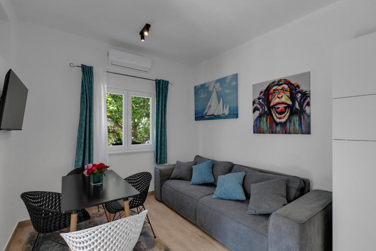 Apartamento Kuca Za Odmor Lemon Tree Makarska Exterior foto