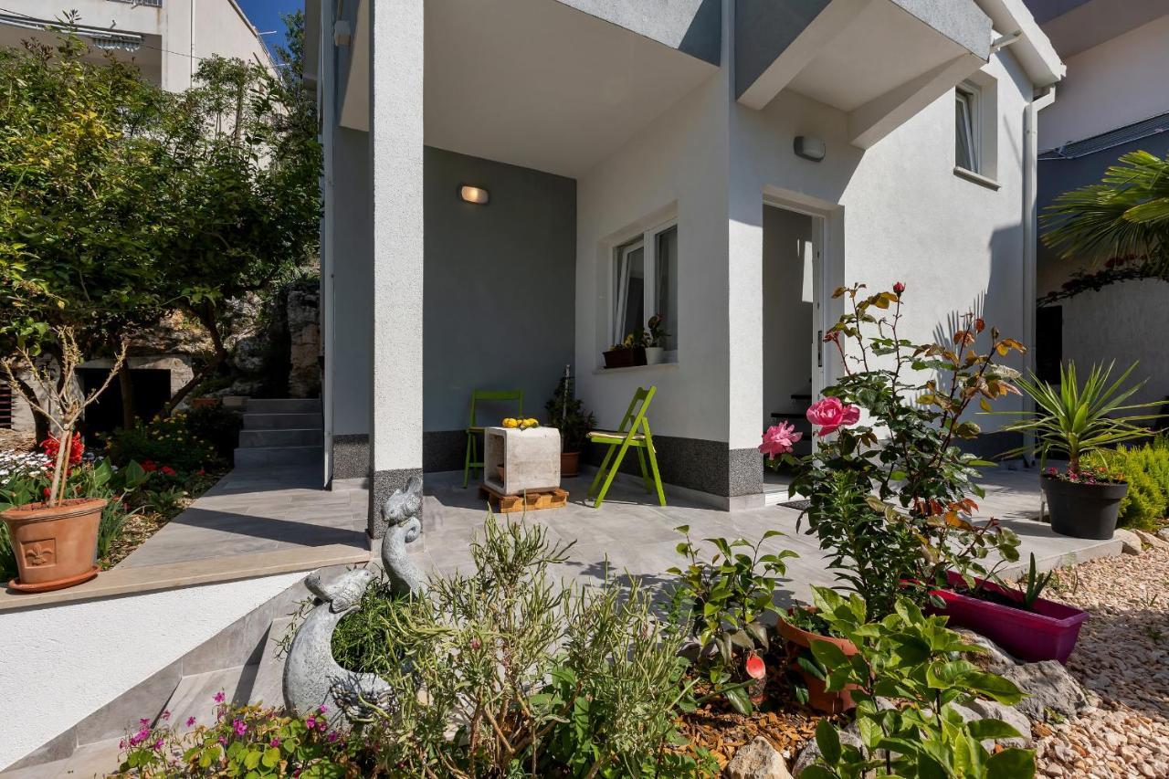 Apartamento Kuca Za Odmor Lemon Tree Makarska Exterior foto